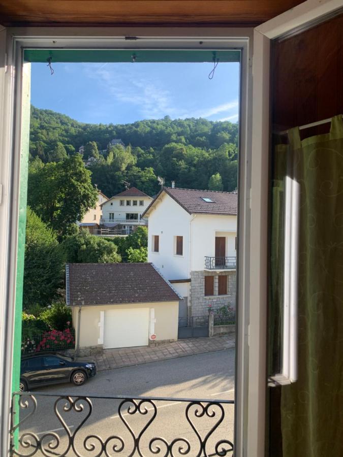 Joli Appartement Dans Une Maison Ancienne Ax-les-Thermes Bagian luar foto