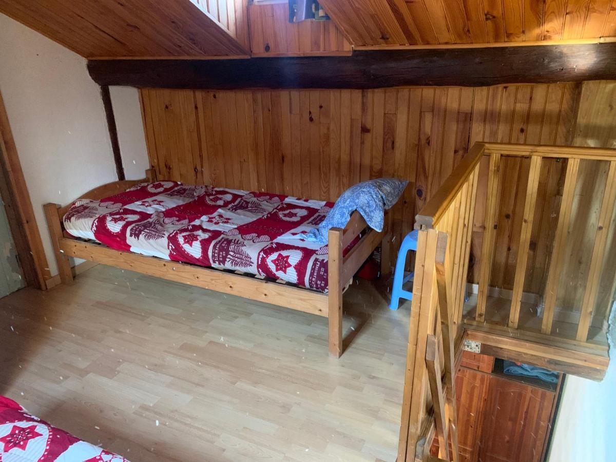Joli Appartement Dans Une Maison Ancienne Ax-les-Thermes Bagian luar foto